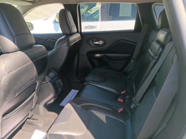 2014 WHITE Jeep Cherokee Limited (1C4PJMDB8EW) with an 3.2L V6 engine, AT transmission, located at 19521 New George's Creek Rd SW, Barton, MD, 21521, (301) 463-2404, 39.524323, -79.017906 - Photo#2