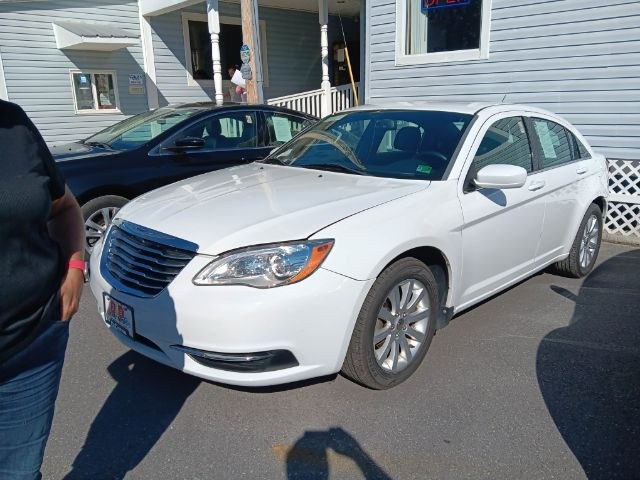 photo of 2012 Chrysler 200 Touring