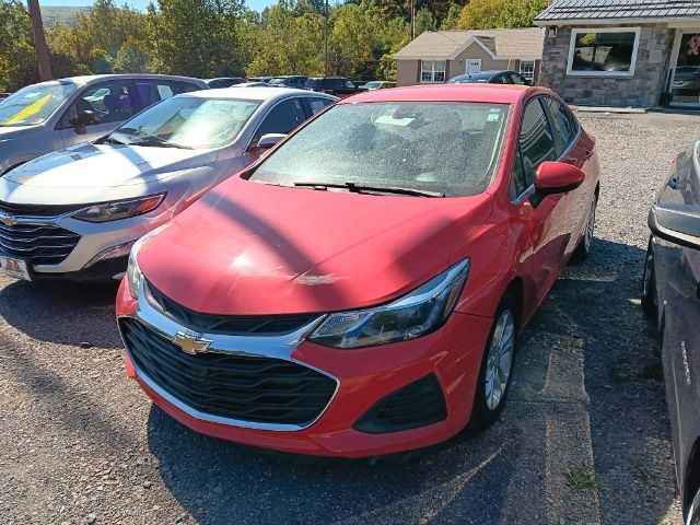 photo of 2019 Chevrolet Cruze LT Auto