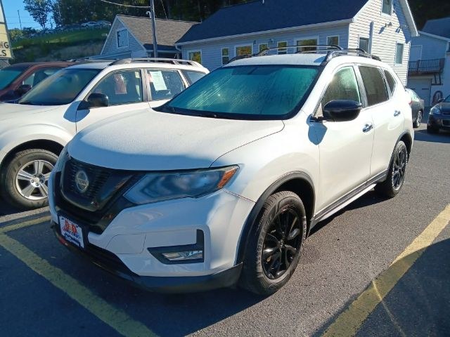 photo of 2018 Nissan Rogue SV