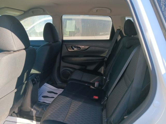 2018 WHITE Nissan Rogue SV (5N1AT2MV3JC) with an 2.5 L4 engine, located at 15520 McMullen Hwy SW, Belair, MD, 21502, (301) 729-3700, 39.581375, -78.846451 - Photo#2