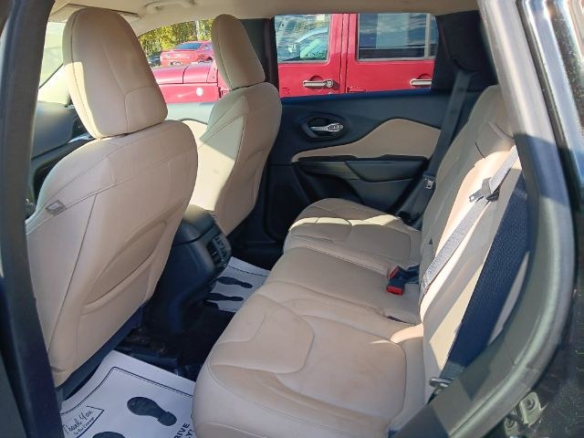 2015 BLACK Jeep Cherokee Latitude (1C4PJMCBXFW) with an 2.4L L4 engine, AT transmission, located at 15520 McMullen Hwy SW, Belair, MD, 21502, (301) 729-3700, 39.581375, -78.846451 - Photo#2