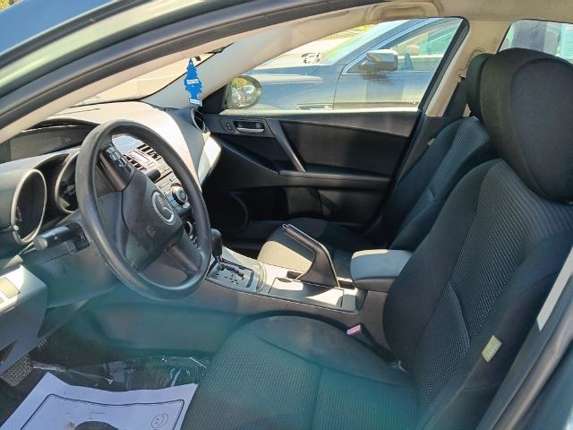 2012 GRAY Mazda Mazda3 i Sport (JM1BL1UF5C1) with an 2.4L L4 engine, CVT transmission, located at 19521 New George's Creek Rd SW, Barton, MD, 21521, (301) 463-2404, 39.524323, -79.017906 - Photo#1