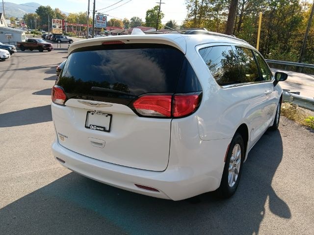 2020 WHITE Chrysler Voyager LXI (2C4RC1DG3LR) with an 3.6L V6 engine, AT transmission, located at 15520 McMullen Hwy SW, Belair, MD, 21502, (301) 729-3700, 39.581375, -78.846451 - Photo#4