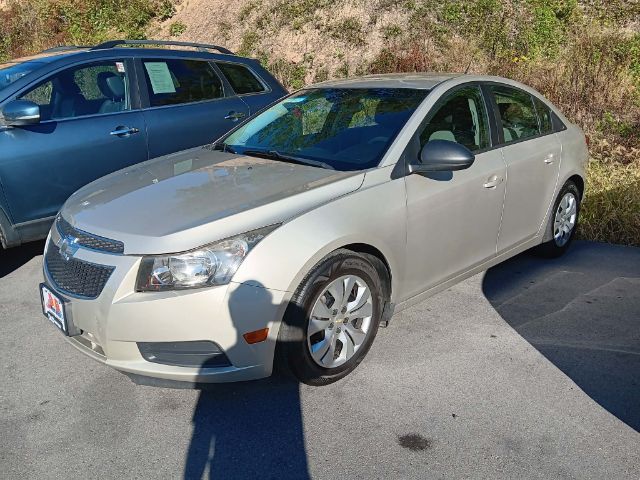photo of 2014 Chevrolet Cruze LS Auto