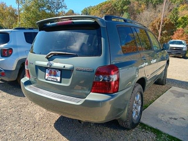 2007 GRAY Toyota Highlander w/3rd Row | Sport w/3rd Row | Limited w/3rd Row (JTEEP21A570) with an 3.3L V6 engine, AT transmission, located at 19521 New George's Creek Rd SW, Barton, MD, 21521, (301) 463-2404, 39.524323, -79.017906 - Photo#4